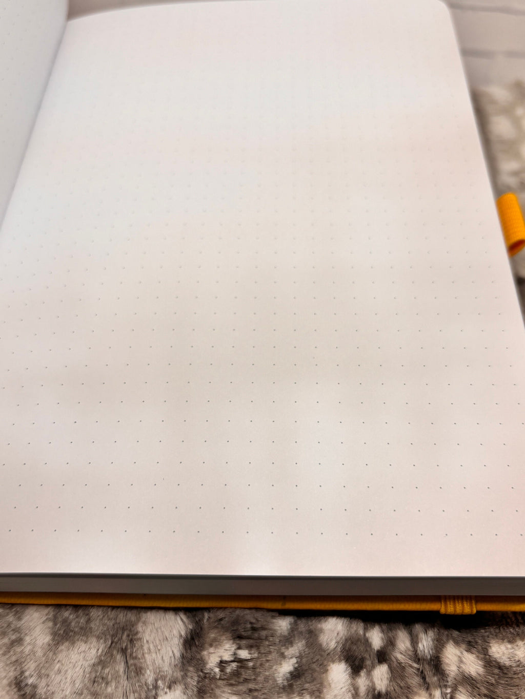 Sunflower & Bee A5 Dot Grid Journal: Yellow Vegan Leather, Gold Foil