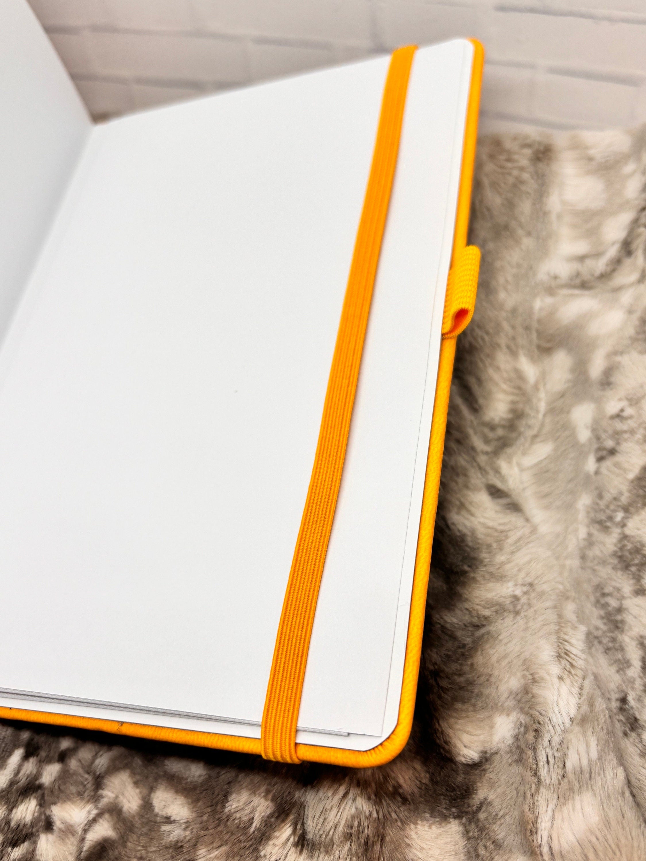 Sunflower & Bee A5 Dot Grid Journal: Yellow Vegan Leather, Gold Foil