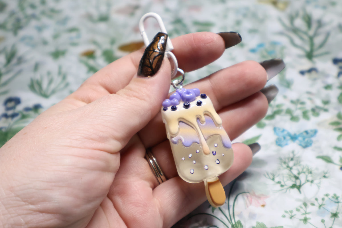 Vanilla Blueberry Icecream Keychain