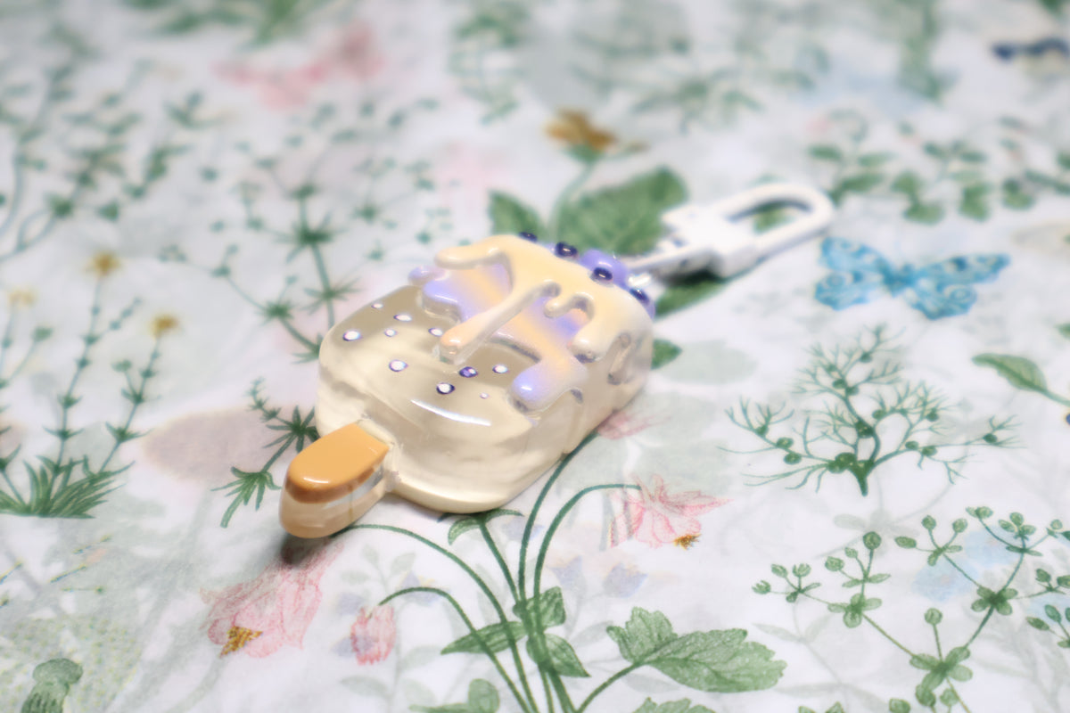 Vanilla Blueberry Icecream Keychain